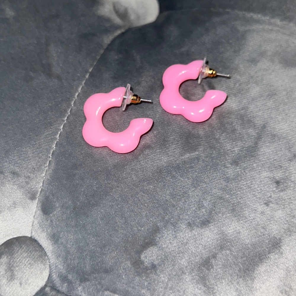 Pink flower earrings
